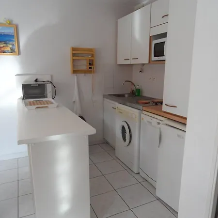 Apartment Avec Terrasse - - Fr-1-251-931 *